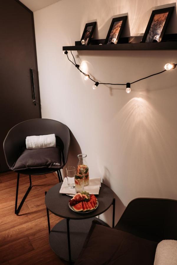 Luxury Oasis, Sauna, Ac And Free Parking Brünn Exterior foto